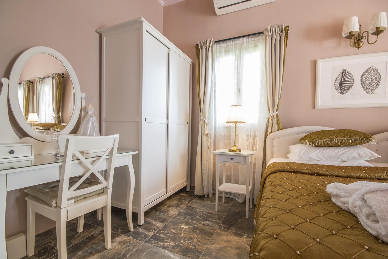 Symi Nautilus Luxury Suites Dış mekan fotoğraf